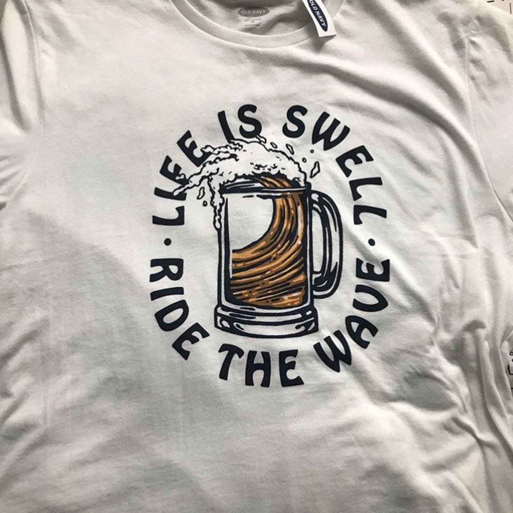 Tee shirt